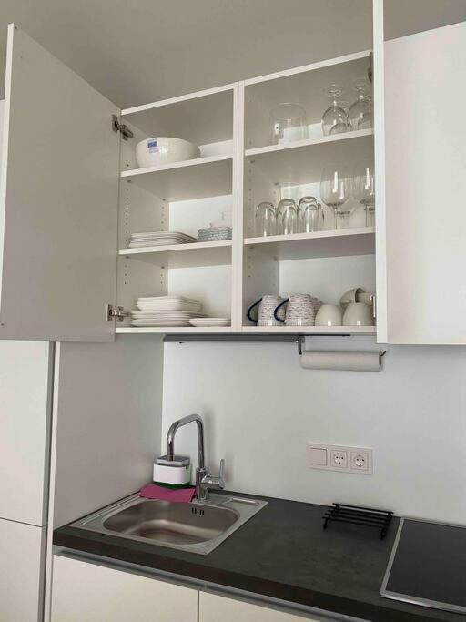 וינה Modern Apartment Near Stadtpark מראה חיצוני תמונה